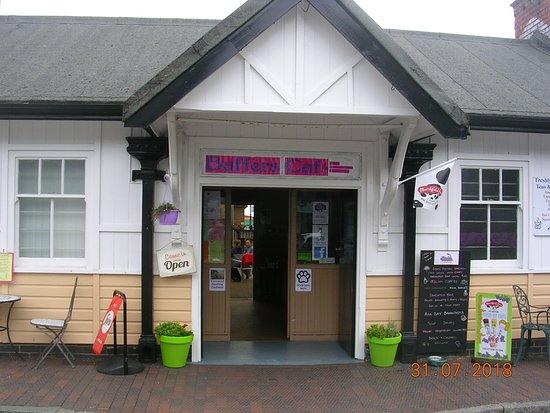 Buffers at Pwllheli