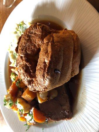 Dining at the Brigands Inn