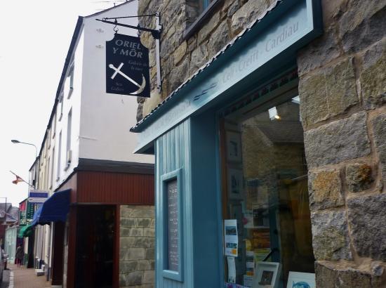 Oriel Tonnau